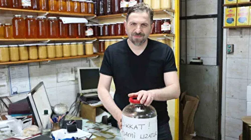 Deli Bal Satışı Rekor Kırıyor! "Adamı Uzatır" Notu Viral Oldu