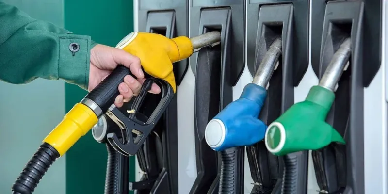 Akaryakıt Fiyatları Şok! Benzin ve Motorine Yeni Zam mı Geldi?