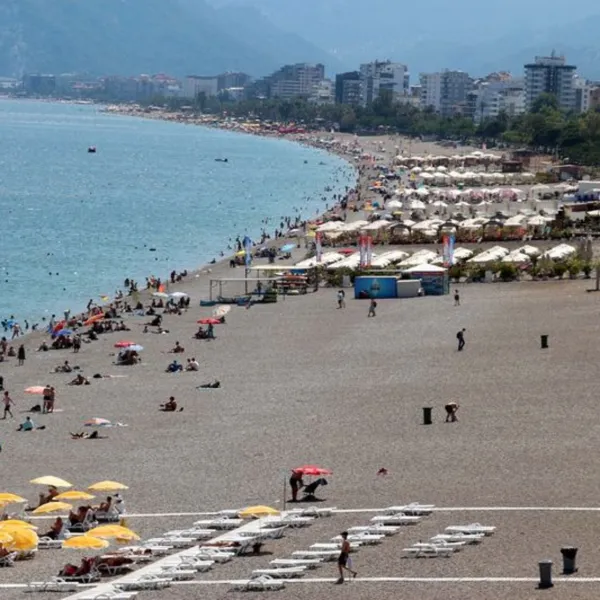 Akdeniz ve Ege Sallandı! Art Arda Depremler Panik Yarattı