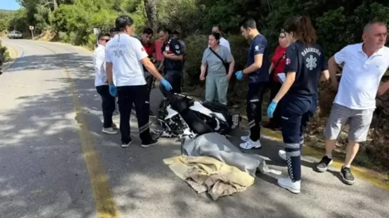 Bodrum'da Feci Kaza: Motosiklet Minibüse Çarptı! 1 Ölü, Şok Detaylar!