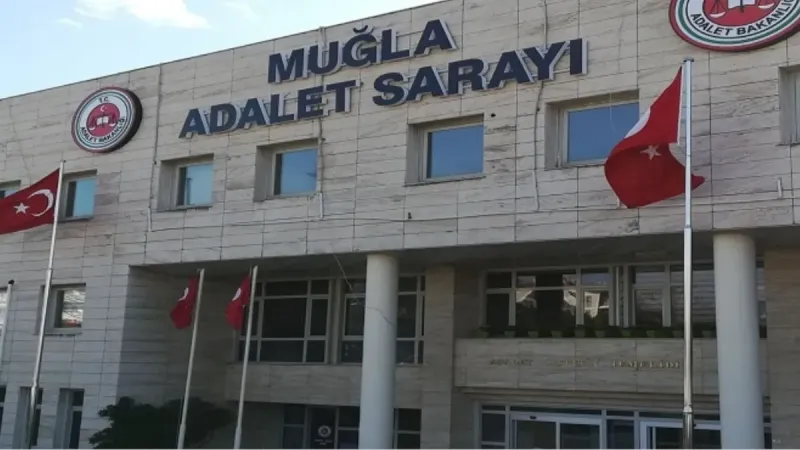 Valiye Hakaret İddiası! CHP'li Denizaslanı'na Şok Dava!