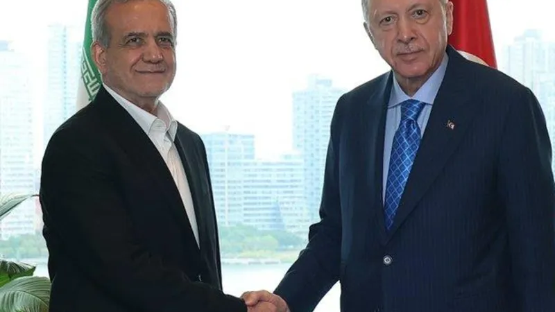 Cumhurbaşkanı Erdoğan, İran Cumhurbaşkanı Pezeşkiyan ile telefonda görüştü