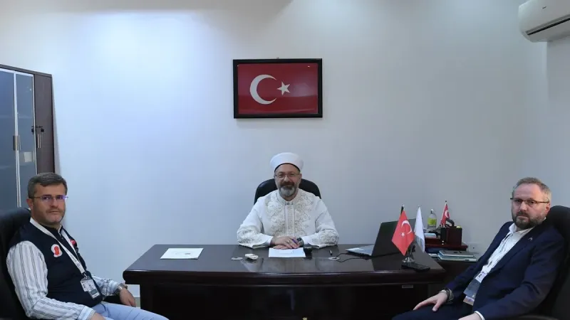 Ali Erbaş'tan Sürpriz Ziyaret! Hacılar İçin Neler Değişecek?