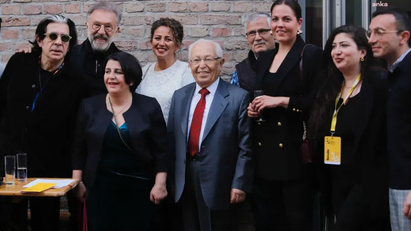 Frankfurt Türk Tiyatro Festivali açılış töreniyle perdelerini açtı