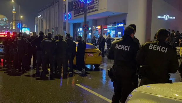 Kayseri'de Gece Kulübü Dehşeti! Müşteriler ve Çalışanlar Birbirine Girdi!