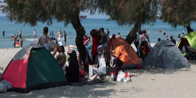Menekşe Plajı'nda Bayram Coşkusu! Güneş Sahili İstilası