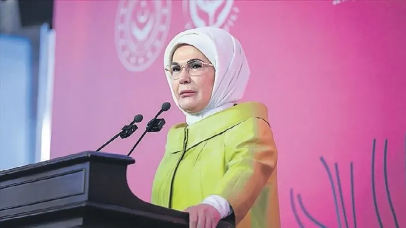 Emine Erdoğan'dan Kadınlara Övgü: Adil Dünyanın Anahtarı!