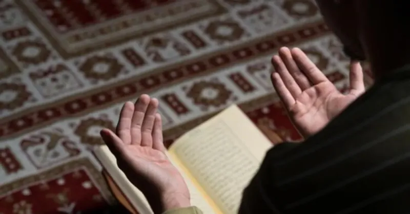 Korku Duası Okunuşu - Vesvese, Huzursuzluk, Sıkıntı Anında, Korkunca Okunacak Dua ve Sureler