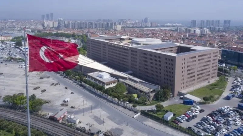 Meslektaşını dolandıran savcıya milyonluk ceza