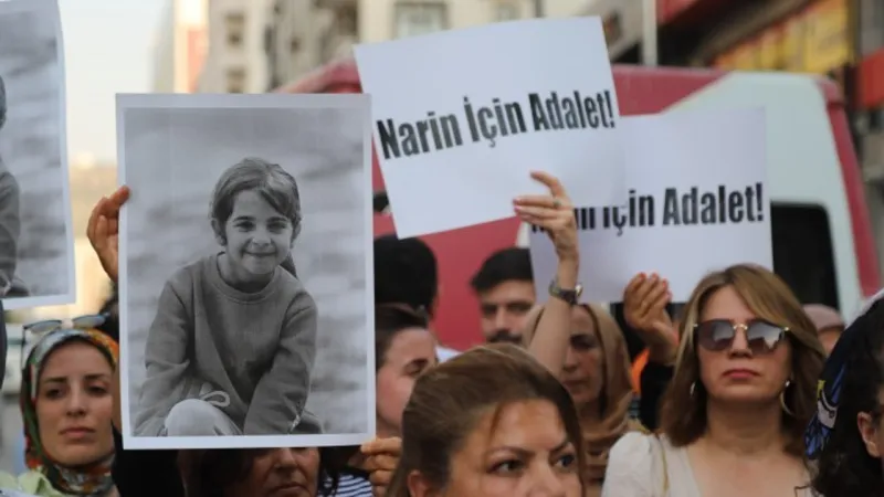 Narin Güran cinayetinde 15 kişinin duruşması başladı