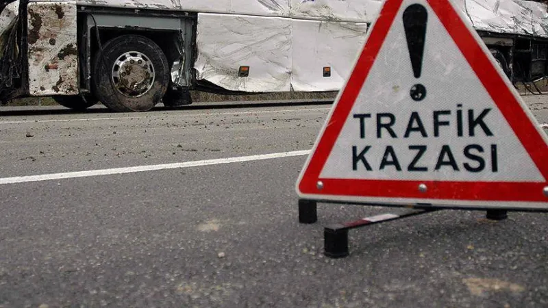 AKP’den kanun teklifi: Kaza yerinden kaçana hapis, ehliyetsiz araç kullanana 40 bin lira ceza...