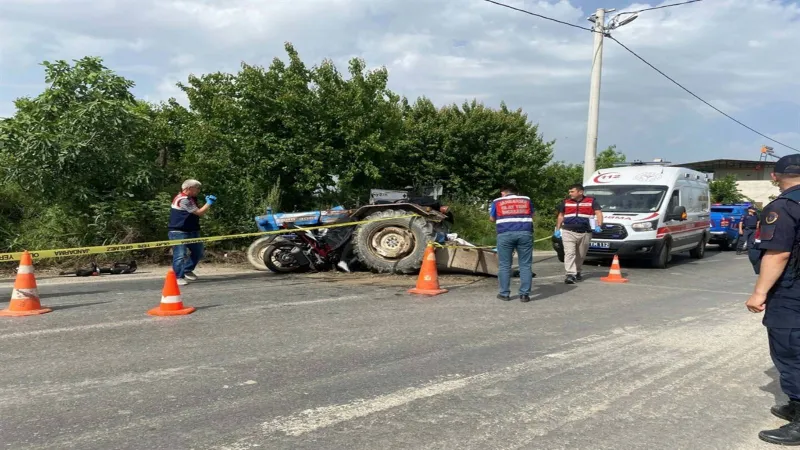 Aydın'da Feci Kaza: Traktör Motosikleti Biçti! 3 Can Kaybı