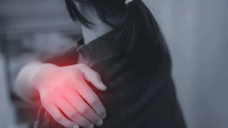 İşini Sevmeyenlerin Kabusu: Fibromiyalji Alarmı! Uzmanından Uyarı!