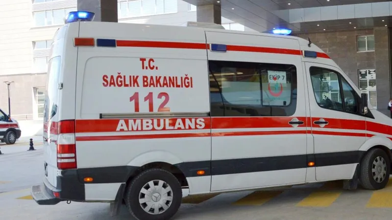 Piknik Faciası! Çardak Çöktü: 4 Yaralı, Durumları Ağır mı?