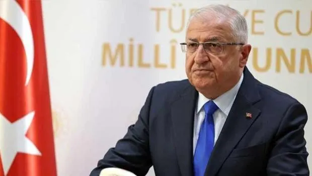 Son dakika... Bakan Güler ve TSK Komuta Kademesi denetlemelerde bulunmak üzere Van'a gitti