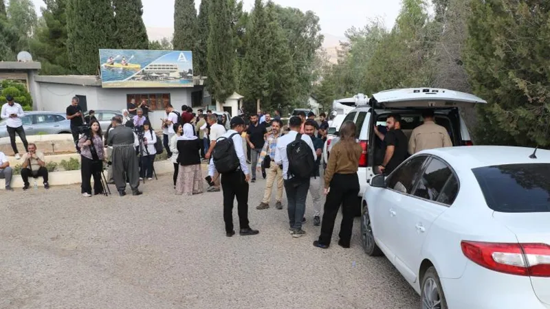 Terör örgütü PKK’nın silah bırakacağı eylemi birçok ülkeden yüzlerce basın mensubu takip ediyor