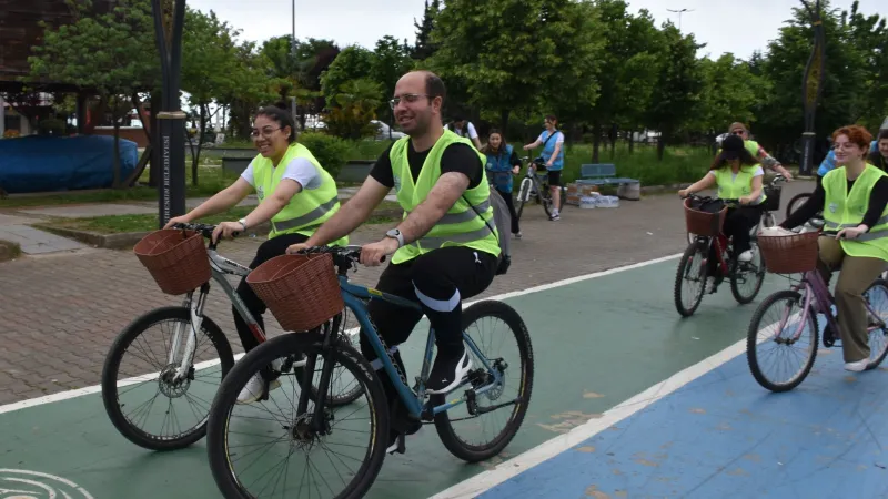 Trabzon'da Yeşilay Bisiklet Turu: Sağlığın Keyfi Pedallarda!