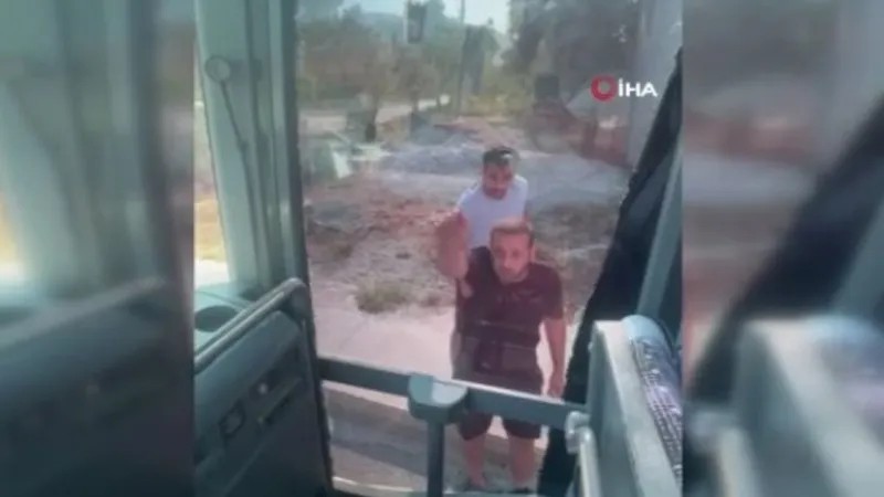 Tur Otobüsüne Saldırı! Aydın'da Neler Oldu? Şoke Eden Anlar!